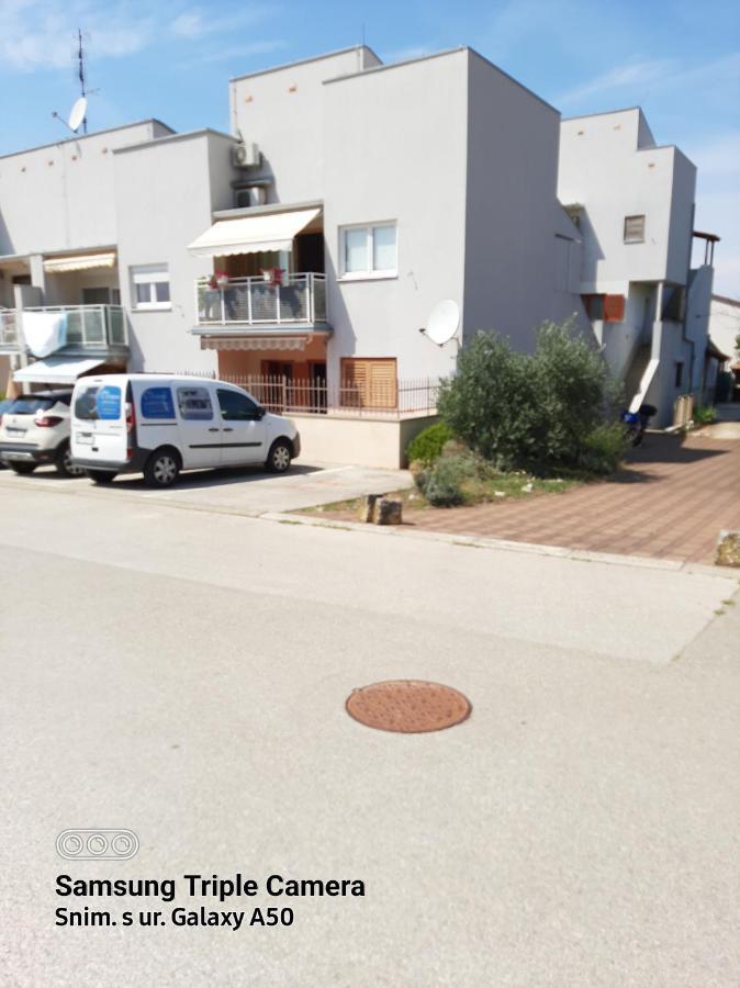 Apartmán Medo Novigrad Istria Exteriér fotografie